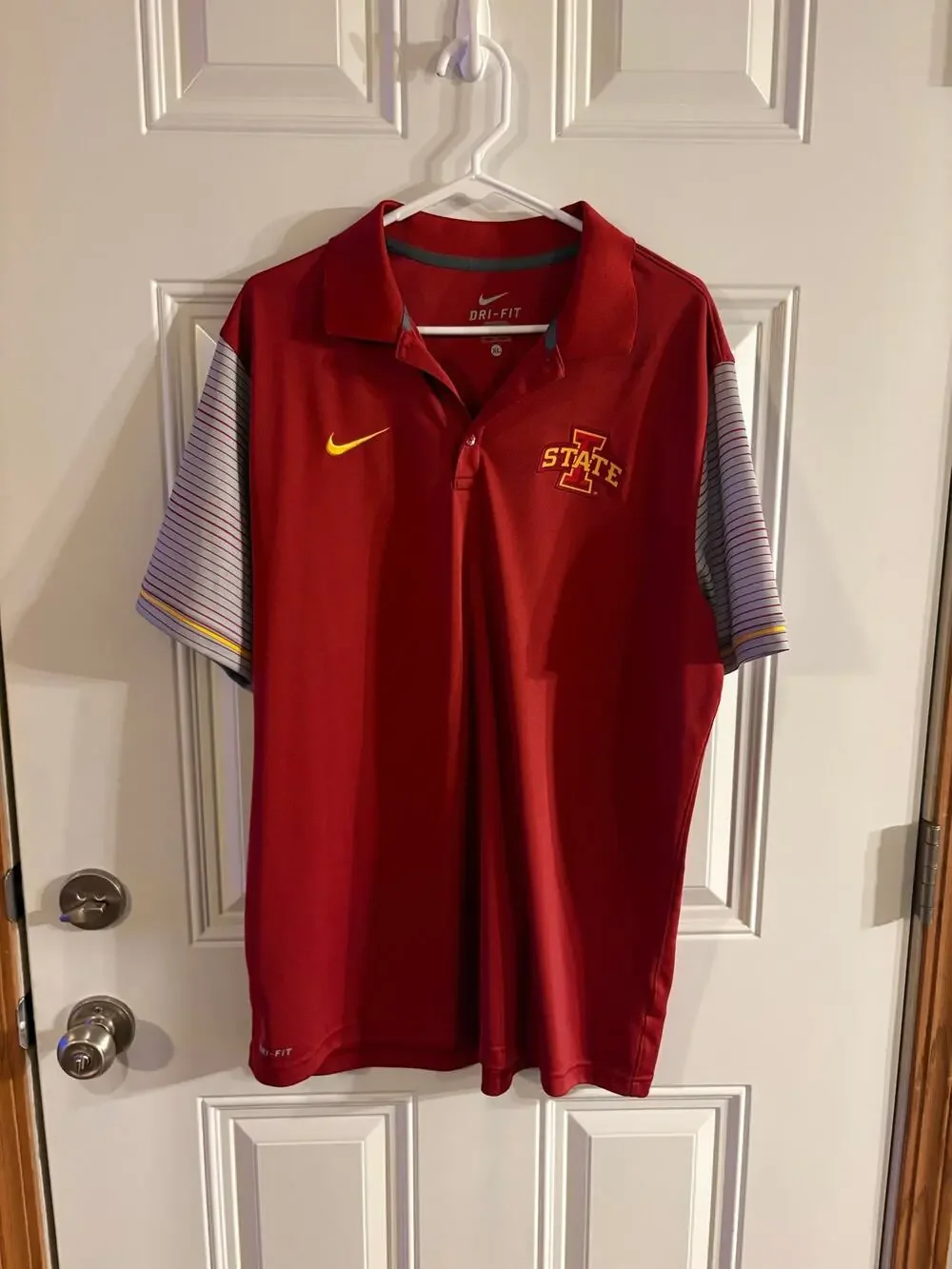 Men’s Nike Iowa State cyclones polo size XL